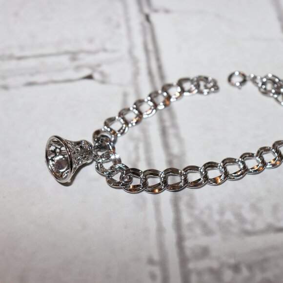 💖 Sterling Silver Vintage Charm Bracelet · 7" · Heart & Bell Charms - Picture 4 of 5